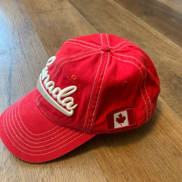 Red Canada Baseball Cap - Picture 3 of 6